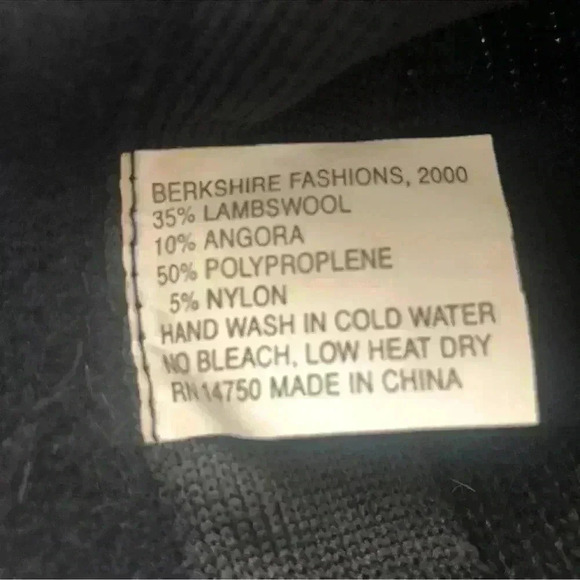 Cloche bucket hat - Picture 3 of 3